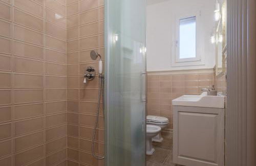 Brand New !!! Ancient BOLOGNA Centrale LIBERTY Style Completely RENOVATED 2025 - Photo 13