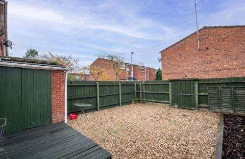 Cosy 3BR Home in Redditch - Sleeps 6 - Foto 10