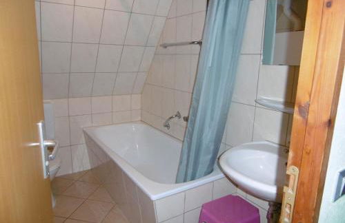 SECRA Exclusive Ferienhaus Nr 16 am Twistesee - Foto 13