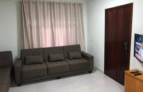 Casa longe de Casa - Ótima Localização - Foto 7