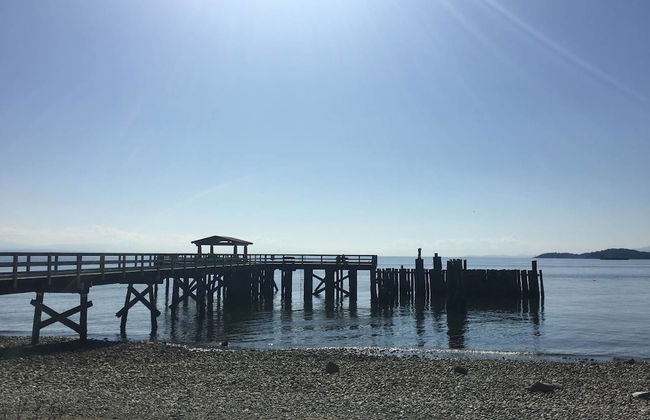 B - Sechelt Private Coastal Home - Photo 25