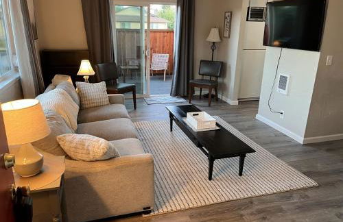 Relaxing Ducks Hang Out Haven 2 bed 1 bath and BBQ - Foto 7