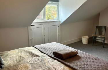 Central and Convenient with Private Parking - Photo 6