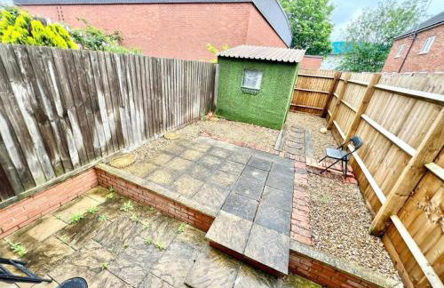 Labbyf Spacious 3-4 Bed House - Northampton Train Station, University and City Centre - Foto 16