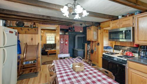 Peaceful Oakfield Cabin on Mattawamkeag River! - Foto 2