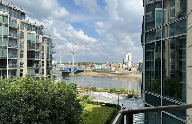 Two Bedroom Luxury Waterfront Apartment in London - Foto 19