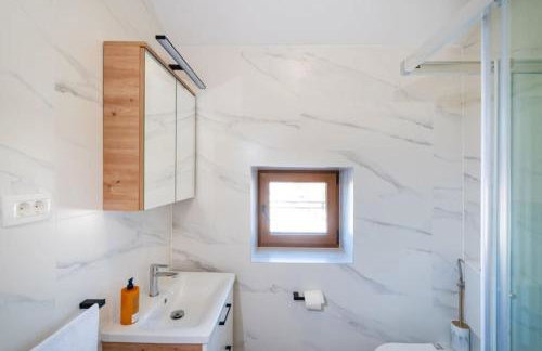 Holiday Home with jacuzzi - by TA Leut Agency - Foto 4