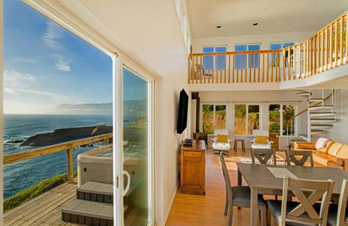 Exquisite Oceanview! by OceanviewHotTubs Oceanfront! Shelter Cove, CA Tesla EV station - Foto 24