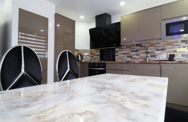 Queen Stay Apartments - Foto 21