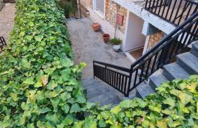 Το σπίτι της γιαγιάς - Foto 1