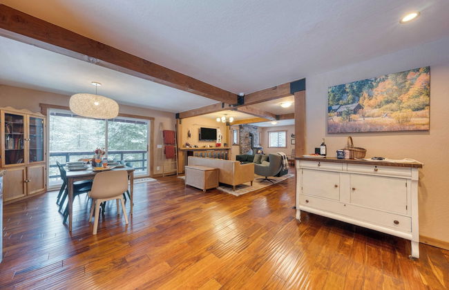 Private Deck, Fireplace, and Ski Access Near Northstar The Lazy Bear - Foto 10