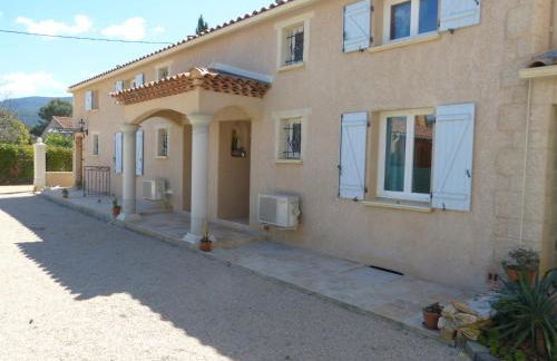 Eclats du Sud hébergements "les Lavandes" ou "les Romarins" meublés de tourisme classés 3 étoiles - Foto 3