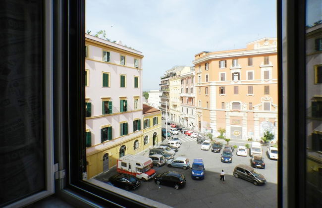 Black and White Movie Apartment - Foto 26