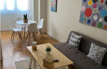 Precioso apartamento soleado, recién amueblado en Gijón - Photo 1