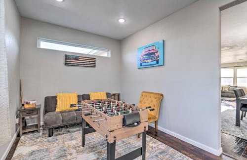 Peaceful Atascosa Home with Balcony and Deck! - Foto 8