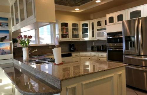 Spacious Cottage Rental on the Banks of Lake Travis in the Texas Hill Country - Foto 3