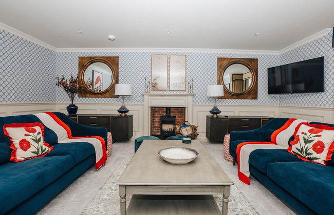 Hayward House Hot Tub Large Garden - From 1100 Per Night - Foto 69