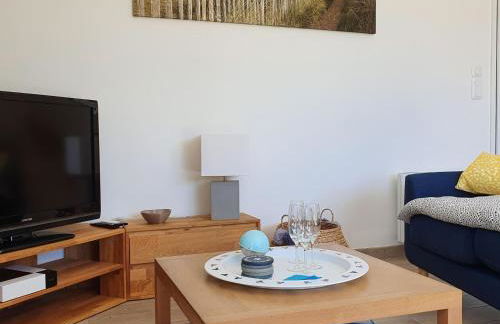 Holiday Home Charmantes Holzhaus in einer grünen Umgebung by Interhome - Photo 12