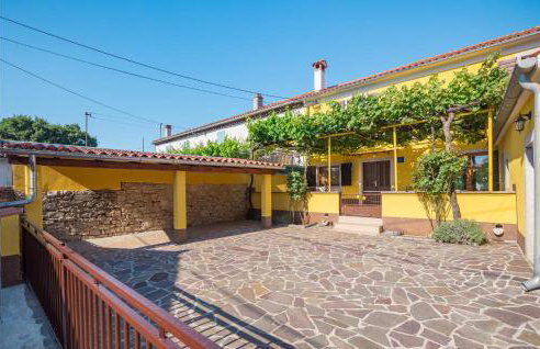 Awesome Home In Zminj - Foto 12