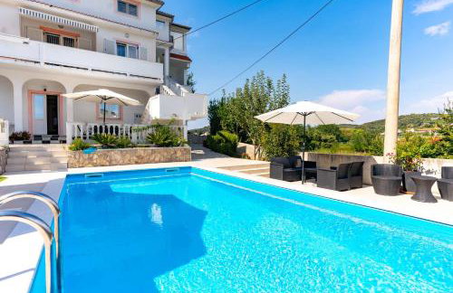 Apartments Lores - Photo 10