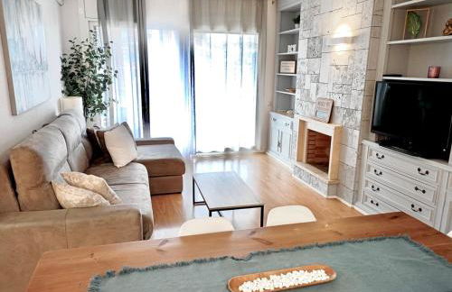 Family-Friendly Home in Central Barcelona 4BDR - Photo 32