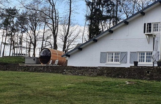 Luxurious Holiday Home in Érezée with Hot Tub - Photo 22