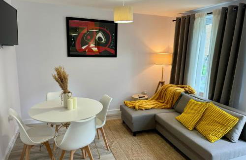 Brand new Flat 5 with Free Parking and fast WIFI - Foto 1