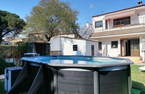 Casa con piscina en Calonge, pueblo medieval entre mar y montaña - Foto 7
