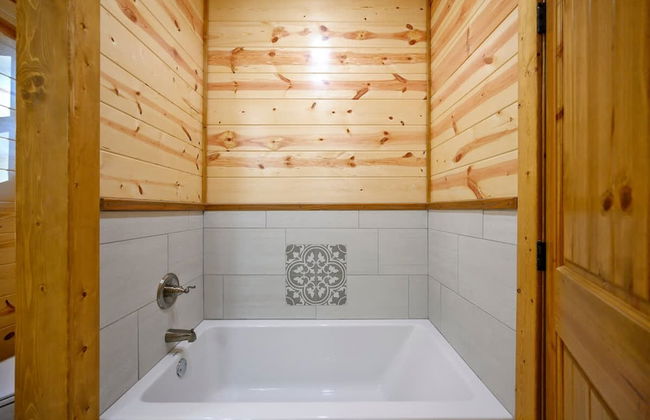 Massive Hochatown Lodge w spa Basketball More - Foto 38