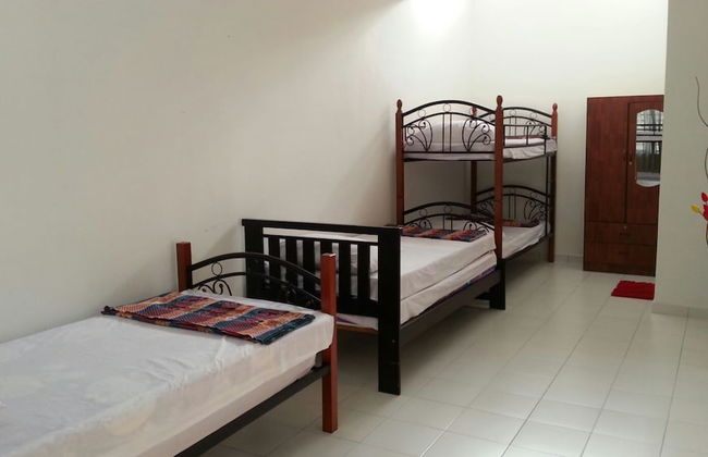 Aurora Homestay - Photo 2