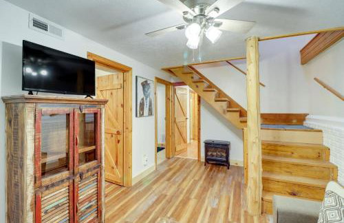 Woodsy Gassville Getaway about 3 Mi to White River! - Foto 13