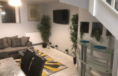 2 Bed Flat near Mutley Plain Plymouth - Foto 1