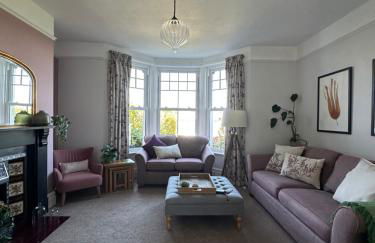 A unique and spacious river front property - Foto 14