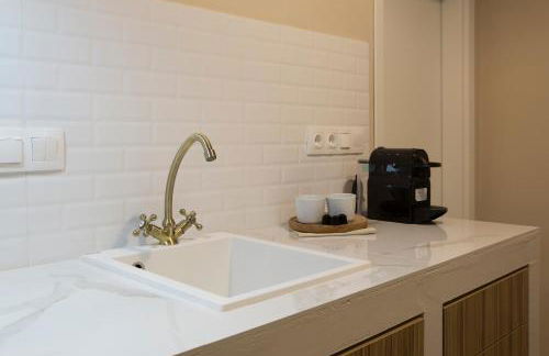 HOTEL KASTRI GARDEN APARTMENT - Photo 10