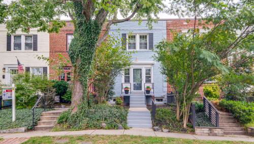 1 Mi to Old Town Alexandria Townhome with Patio - Foto 2