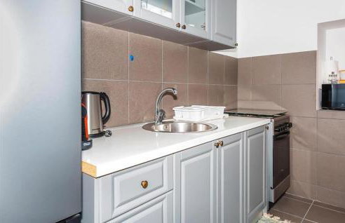 Gorgeous Home In Desne With Wifi - Foto 18