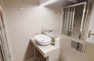 Minimal 2bd apartment in Thisio - Foto 12