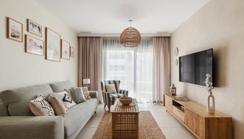 Imperial Flamenca Apartments - Photo 4