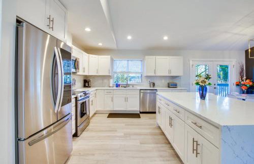 Modern Woodinville Home w/ Hot Tub + Sauna! - Foto 9