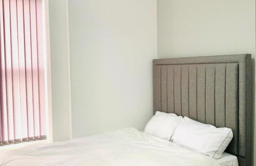 Marina Apartments - Photo 3