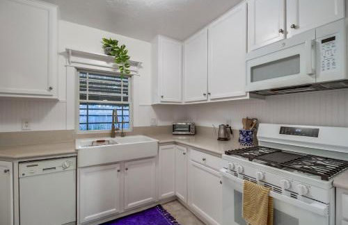 Casa Mellifora 3BR Golden Hill w Garage Parking - Foto 59