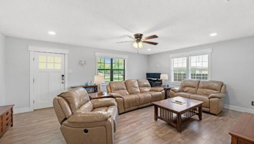 R & R's Reel Paradise 5 minutes to the harbour and 11 miles to the Beach! - Foto 4