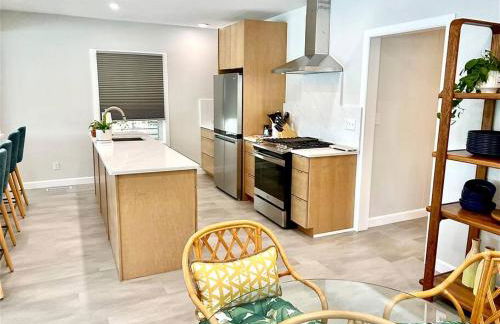 UncleLarry's Lake Place, Sleeps 10 & Hot Tub - Foto 11