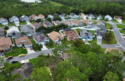 Beautiful pool home 15 minutes from Disney! - Foto 18