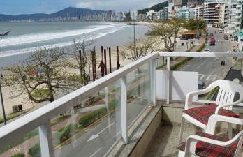 Apartamento 3 quartos e 3 sacadas de frente para o mar com visão panorâmica de toda praia de Itapema - Foto 62