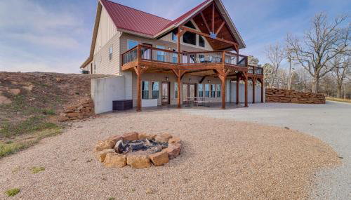 Spacious Harrison Vacation Rental with Deck and Views! - Foto 1