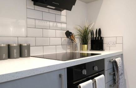 Lovely 2 Bed Apartment w Garden near Northampton - Photo 21