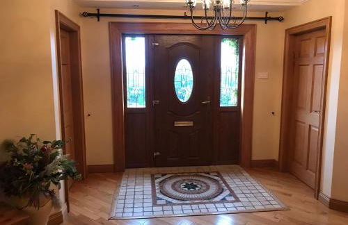 Dungannon 2 Bed Bungalow - Sleeps 5 - Pet Friendly - Foto 51