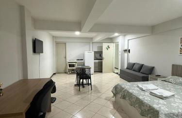 Studio amplo e aconchegante no bairro aterrado - Foto 4