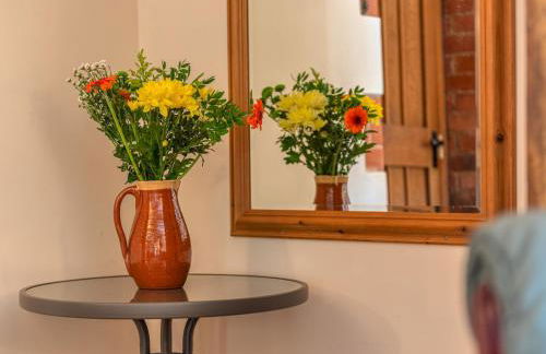 Hidden Gem in Stunning Location - Pass the Keys - Foto 7